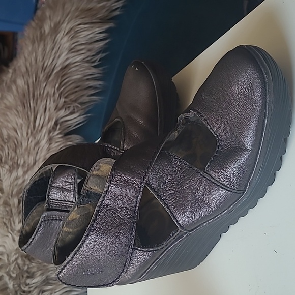 Fly London wedge shoes size 38 gray - Picture 4 of 4